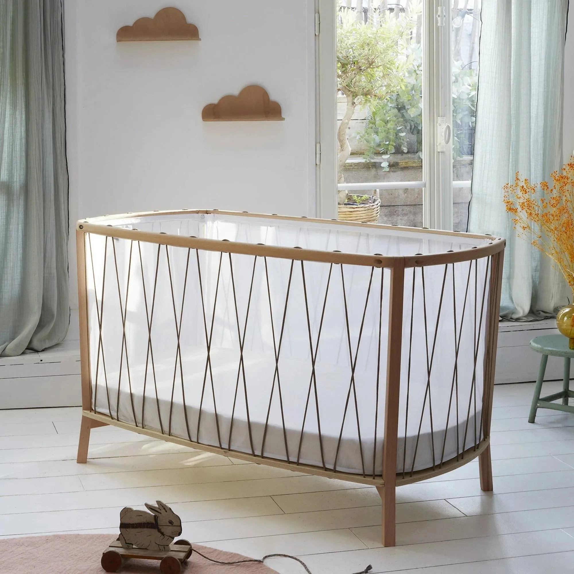 Charlie Crane Kimi Baby Bed & Mattress