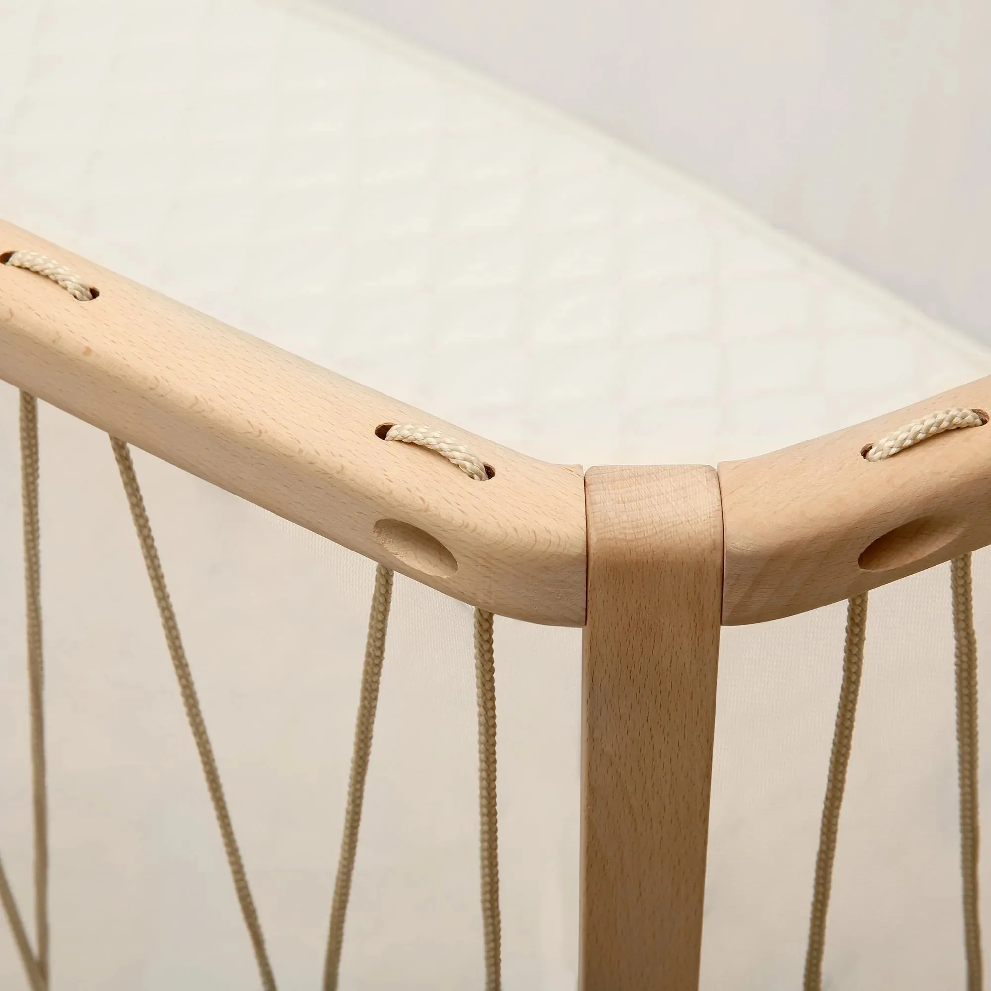 Charlie Crane Kimi Baby Bed & Mattress
