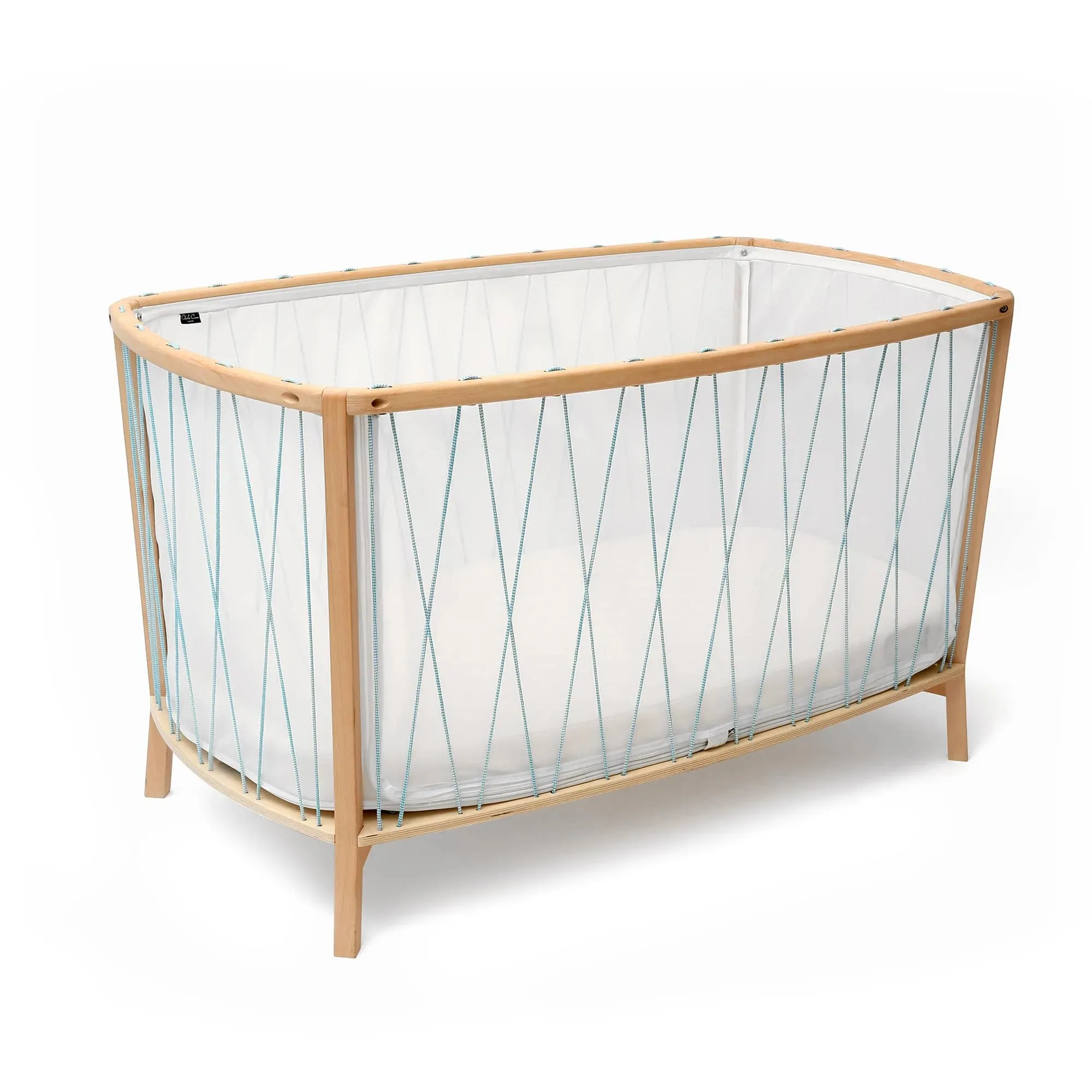 Charlie Crane Kimi Baby Bed & Mattress