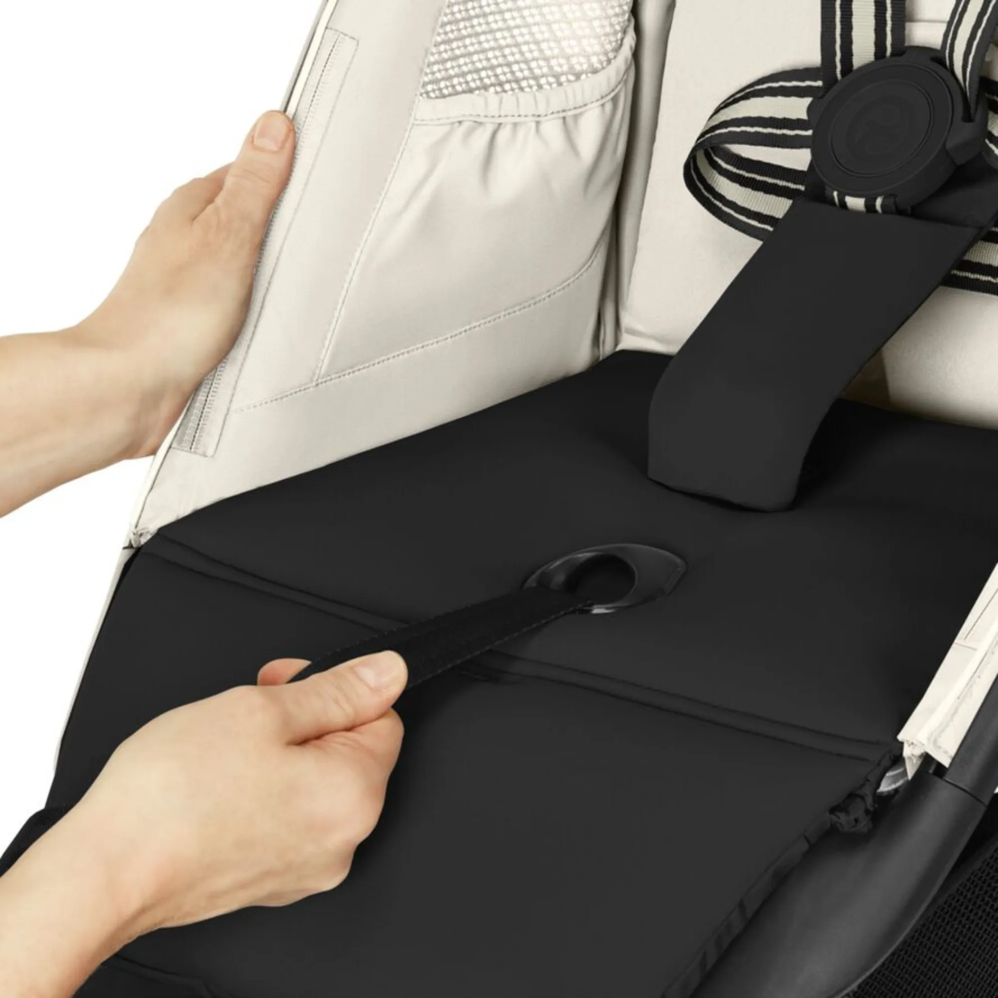 CYBEX Avi Spin Stroller