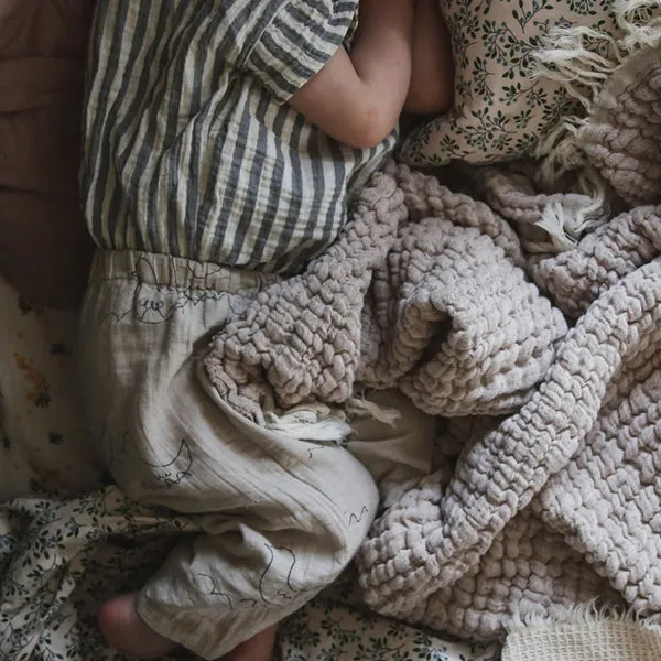 Garbo and Friends Blanket - Mellow Tawny