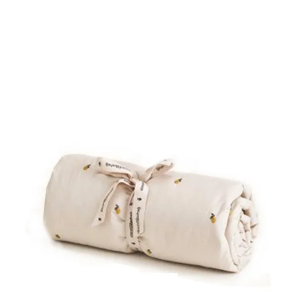 Garbo and Friends Filled Blanket – Lemon
