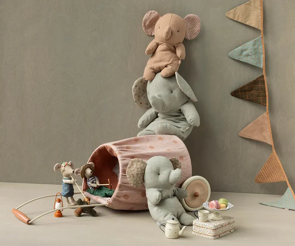 Maileg: Hiker Mouse, Big Brother