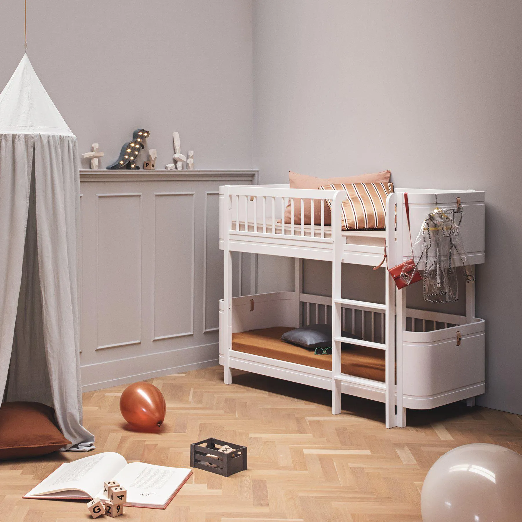 Oliver, WOOD MINI  LOW BUNK BED