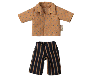 Shirt and striped pants, Dad mouse