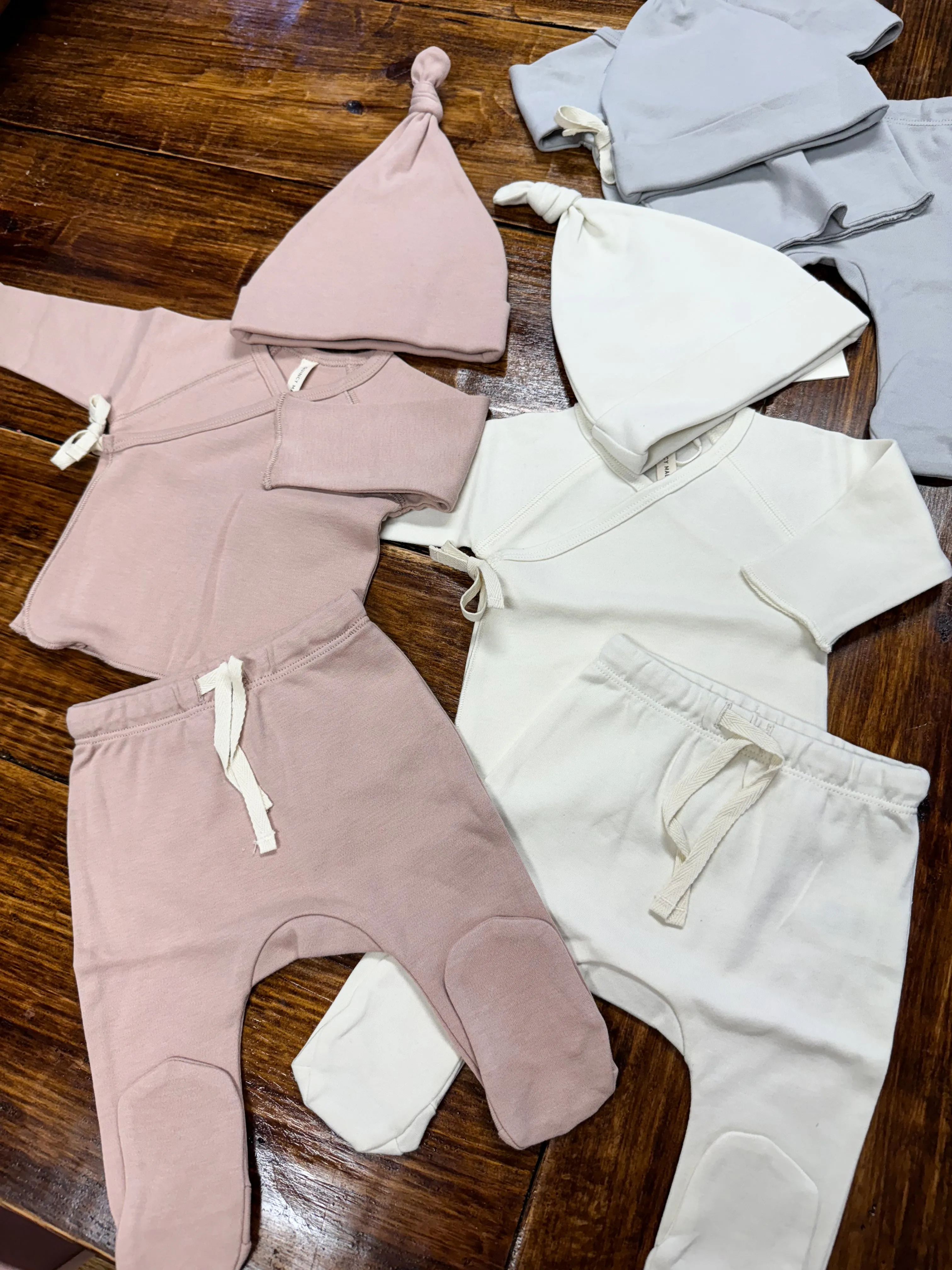 Wrap Top   Footed Pant Set || Ivory