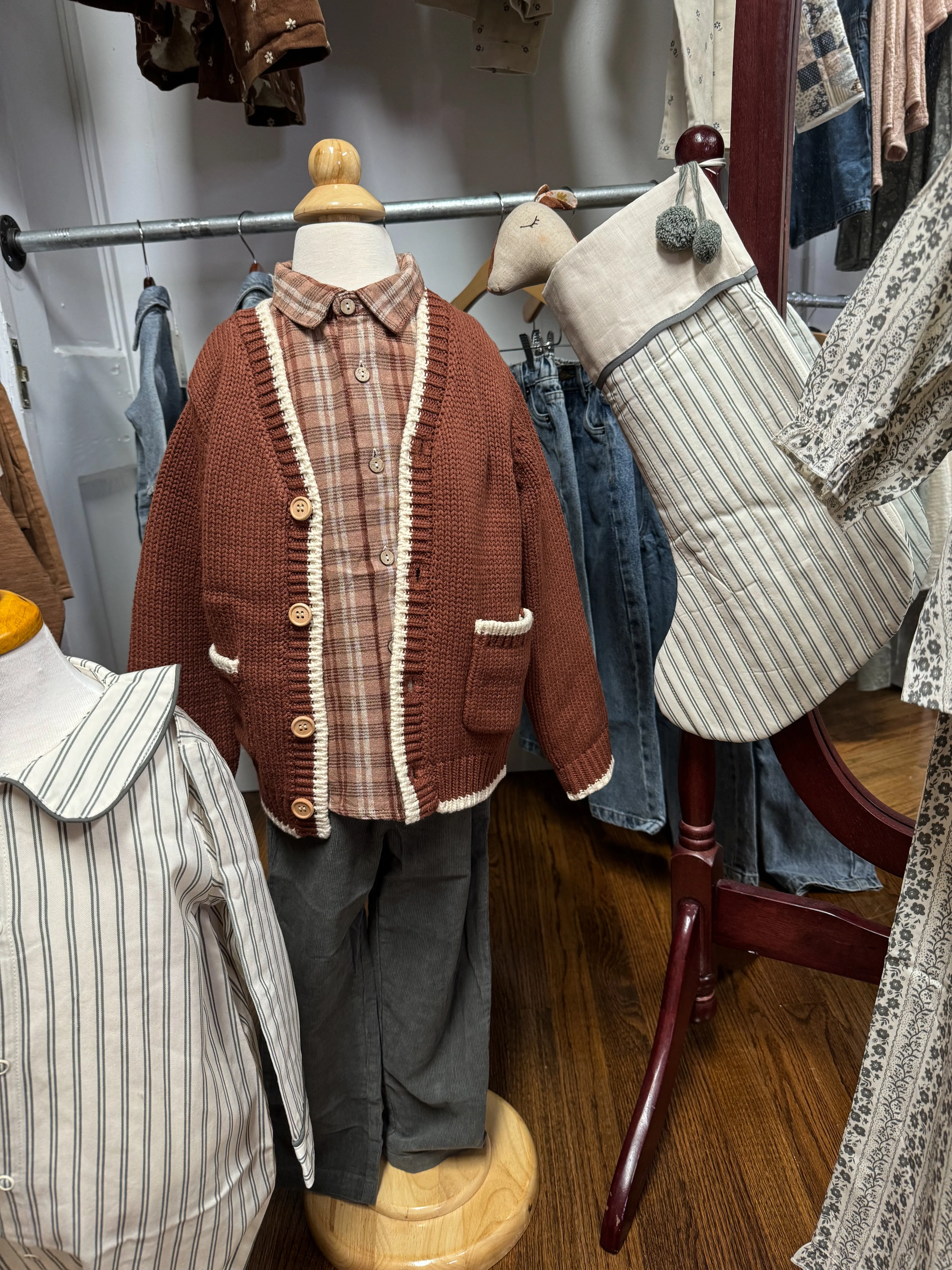 Wynn Cardigan || Brick
